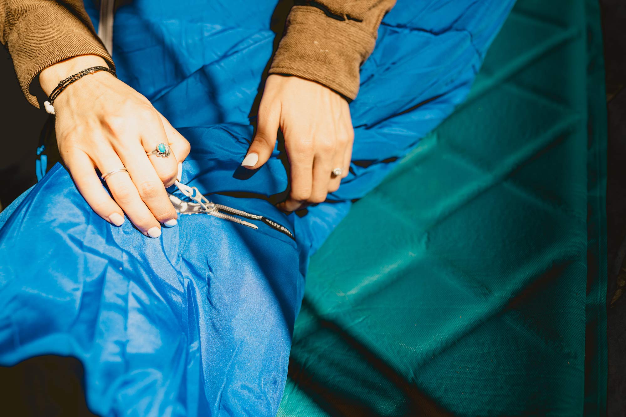 Kelty Rambler 50 Degree Synthetic CloudLoft Insulated Sleeping Bag, Unzips Completely to A Blanket, Anti-Snag Zipper & More - Image 3